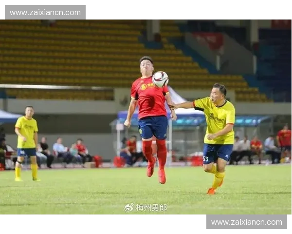 今晚足球大战激烈上演 强队逆袭让球迷疯狂 比分揭晓引发热议